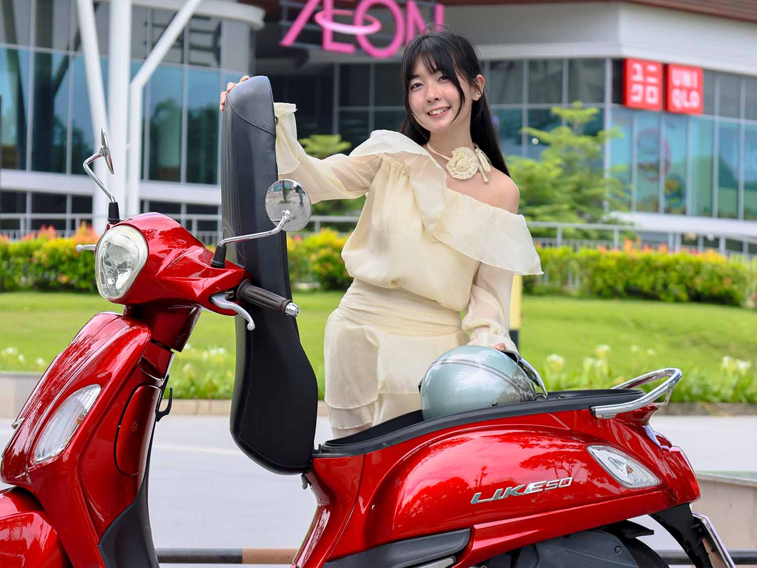 Xe máy điện, xe máy 50cc có cần đóng phí bảo trì đường bộ không?