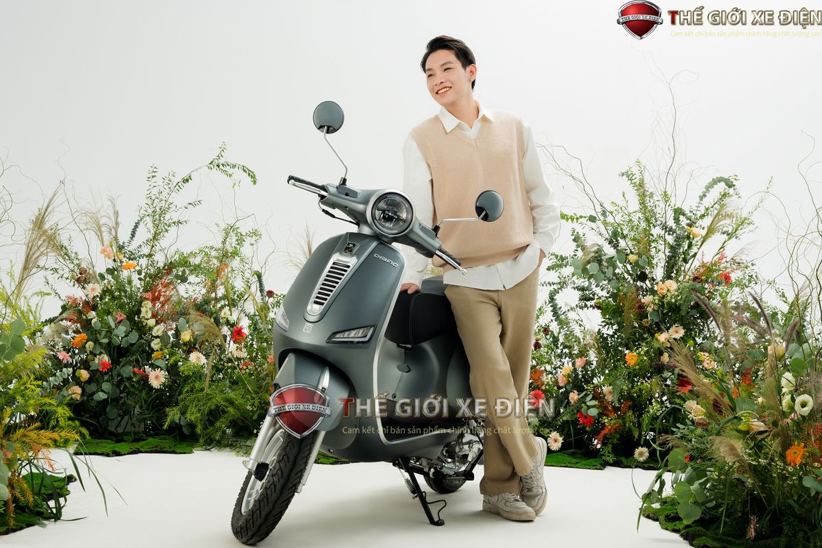 Vespa 50cc chạy xăng – Phong cách cổ điển, tiện lợi cho thành thị