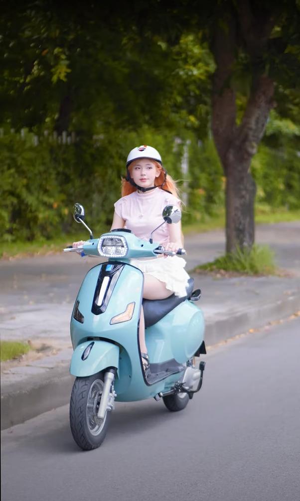 giá xe điện vespas motor thái